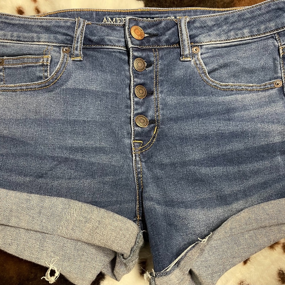 American Eagle shorts